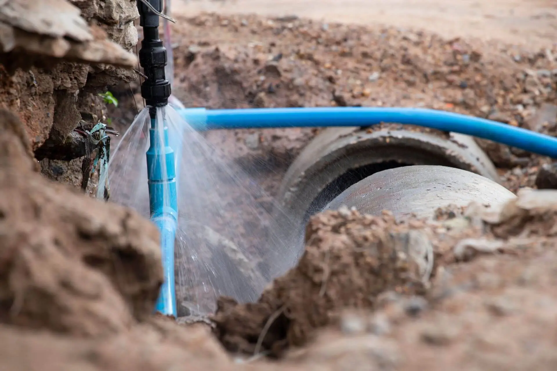 Burst water pipe (2)